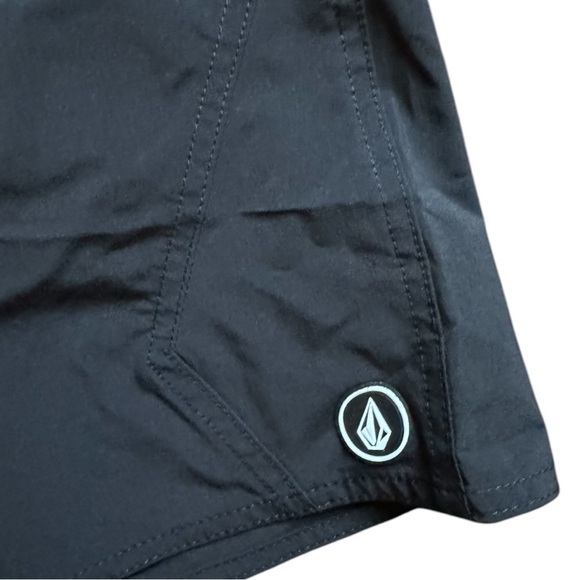 Volcom Juniors' SCover-up Shorts - Black, Size 1 - Picture 4 of 6